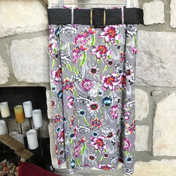 Beautiful Skirt with Belt- Like New! - Picture 2 of 8